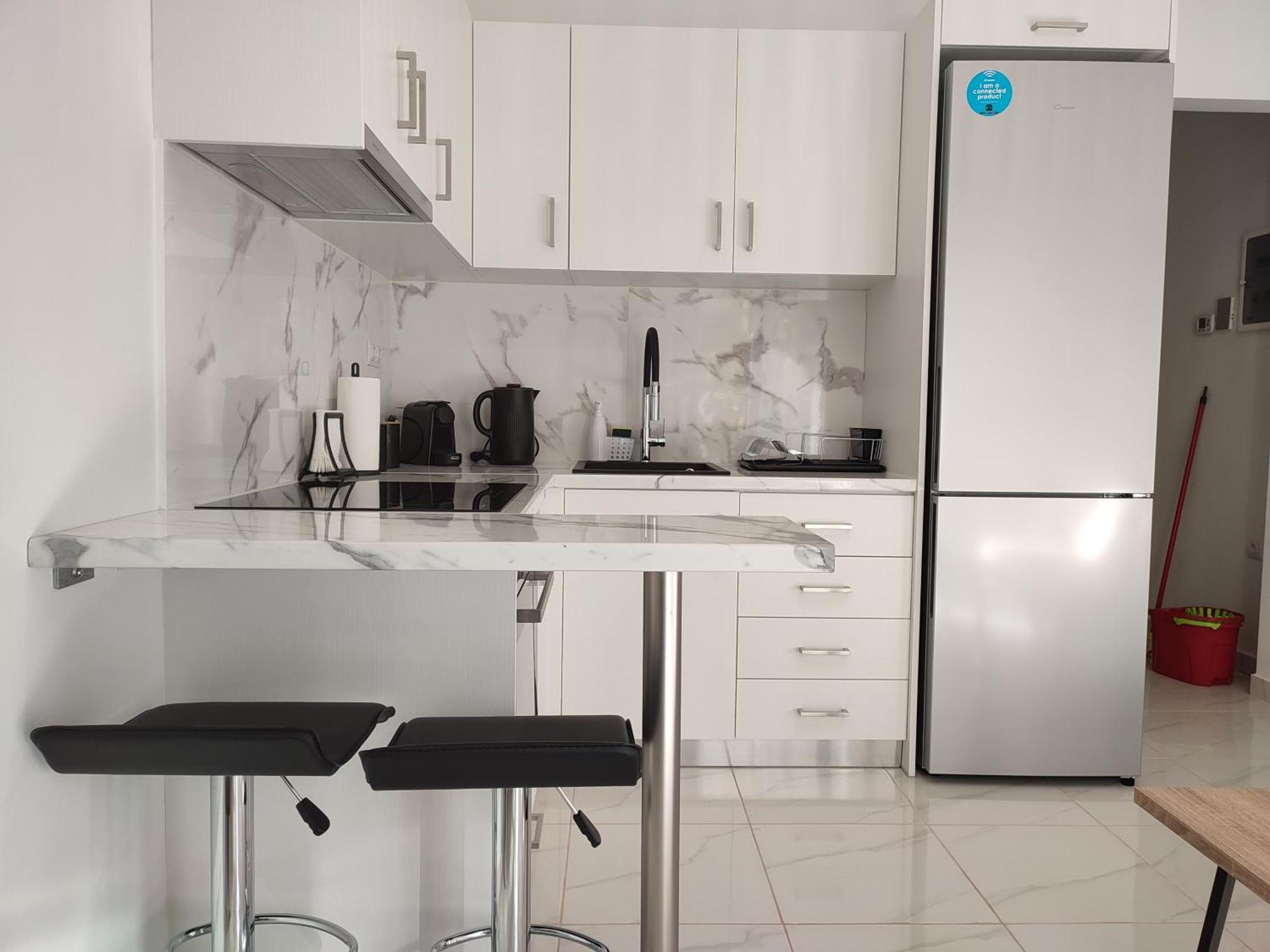 Elegant & Modern Apartment Near To Athens Riviera Pire Dış mekan fotoğraf