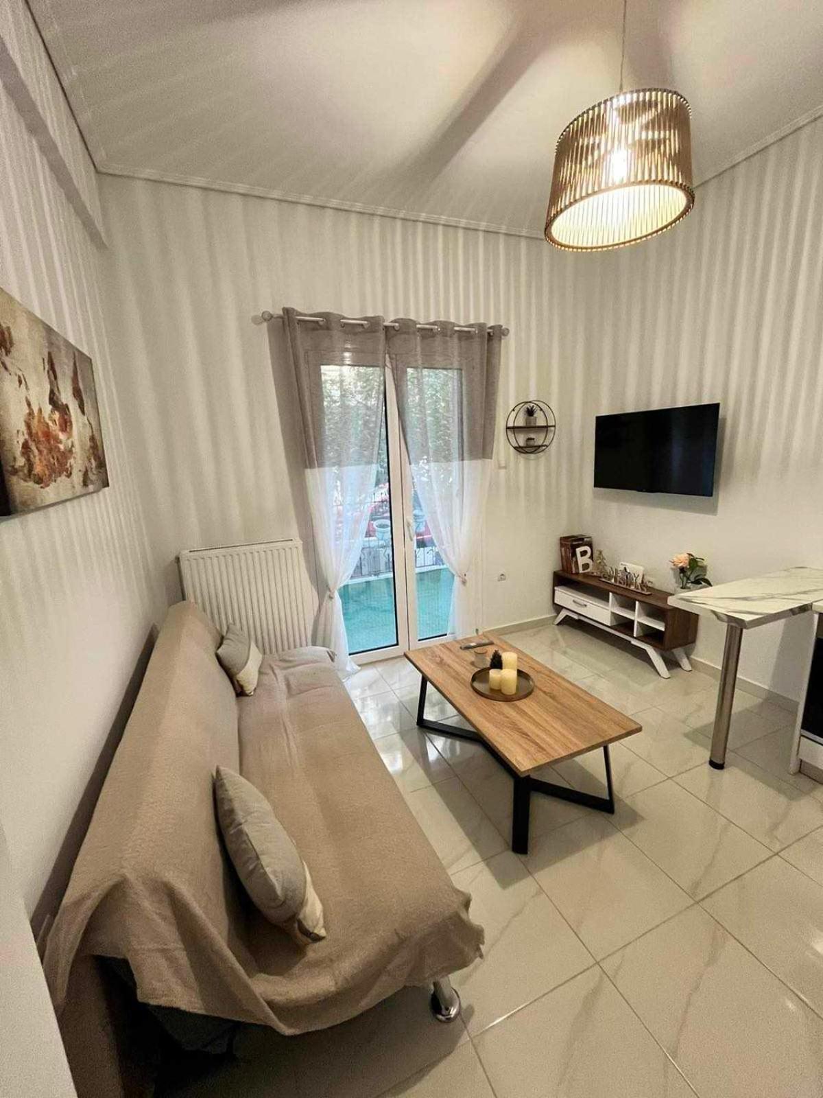 Elegant & Modern Apartment Near To Athens Riviera Pire Dış mekan fotoğraf